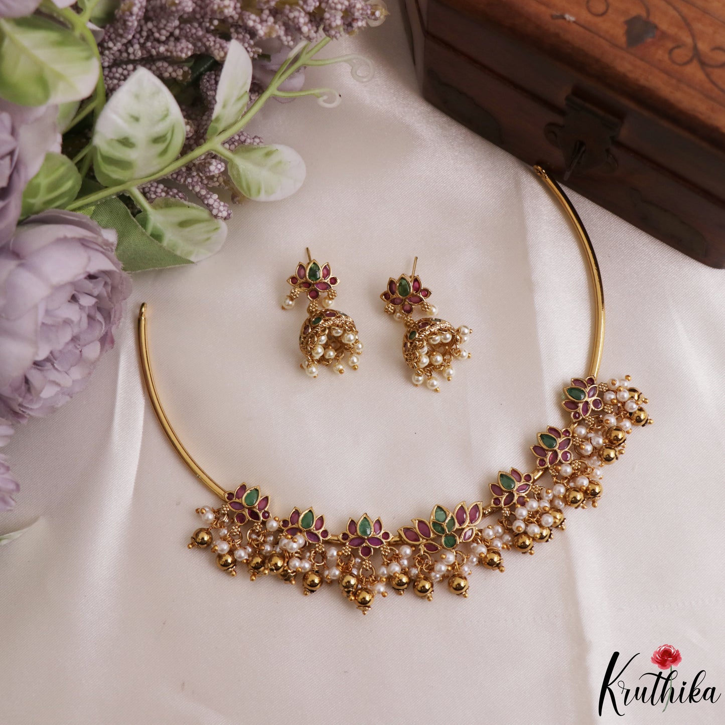 Beautiful Lotus Motifs Kemp Hasli Choker With Pearl Drops NC3245