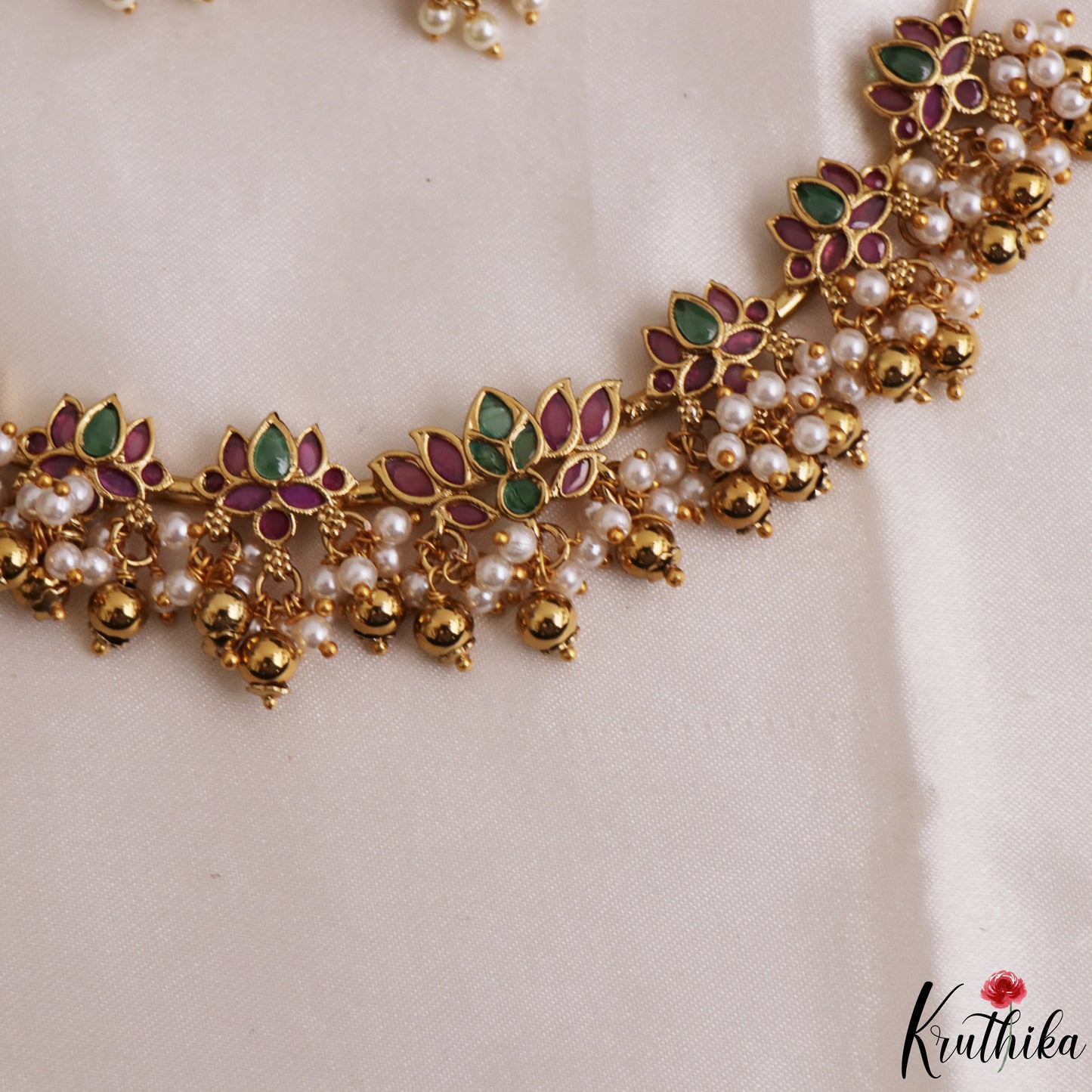 Beautiful Lotus Motifs Kemp Hasli Choker With Pearl Drops NC3245