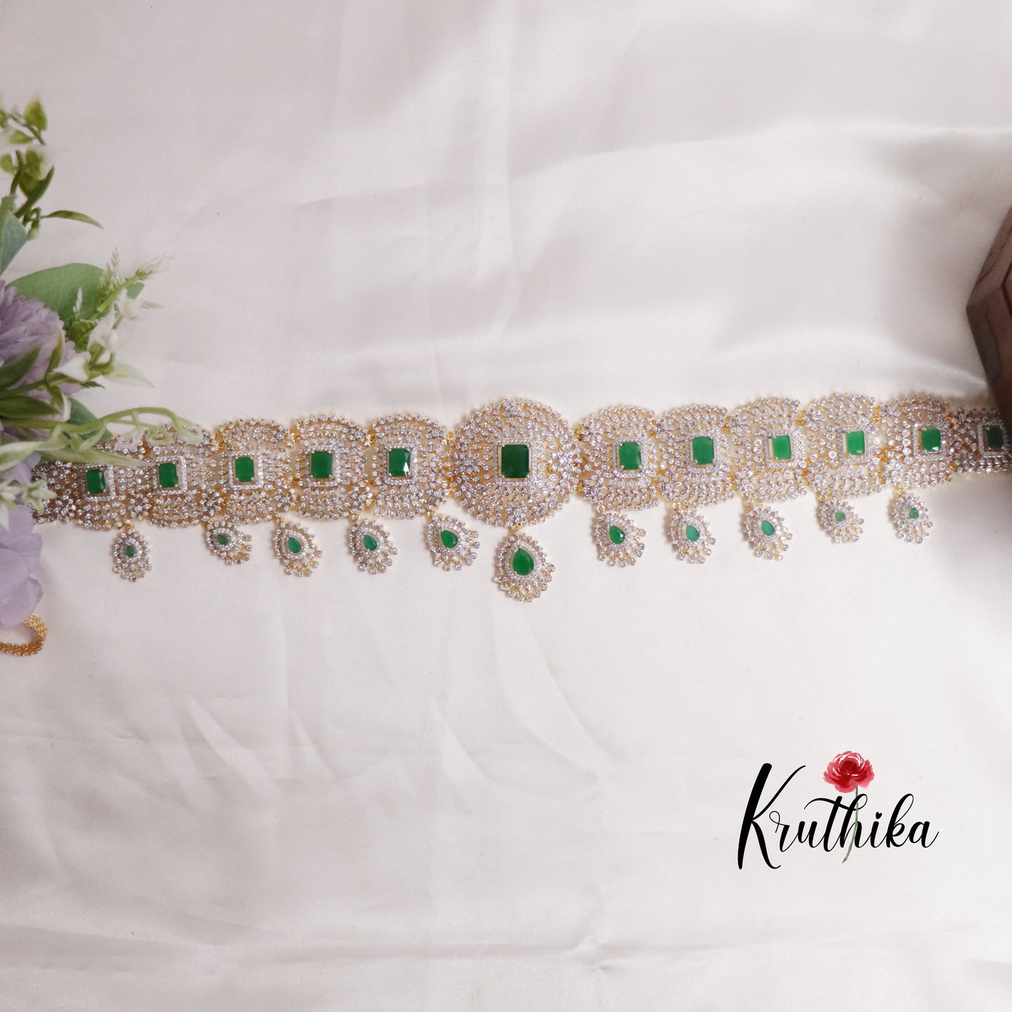 Beautiful CZ Sparkling Victorian Hip Chain with Pendant Drops V286 (Available in 3 Colors)