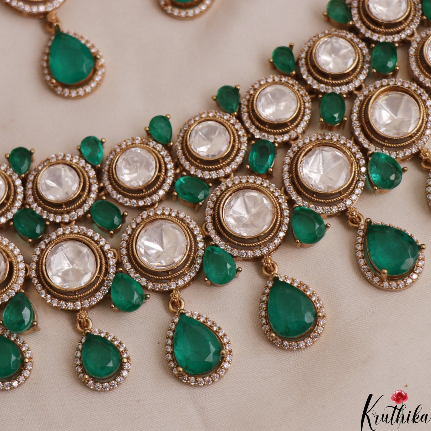 Sparkling Geometric Motifs Polki Victorian Choker NC3023 (Available In 2 Colors)
