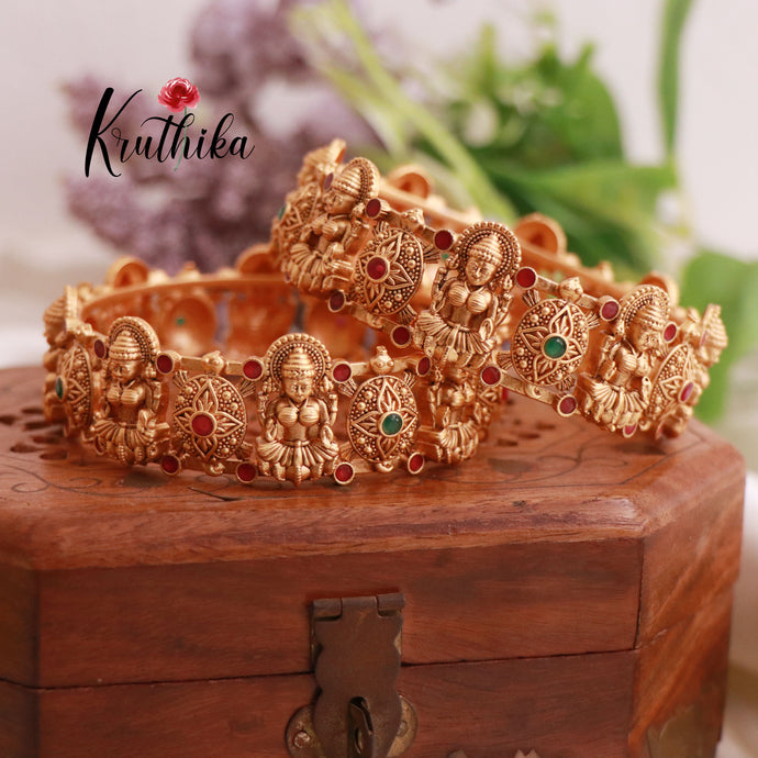 Premium Antique Multi stone Lakshmi bangles B118
