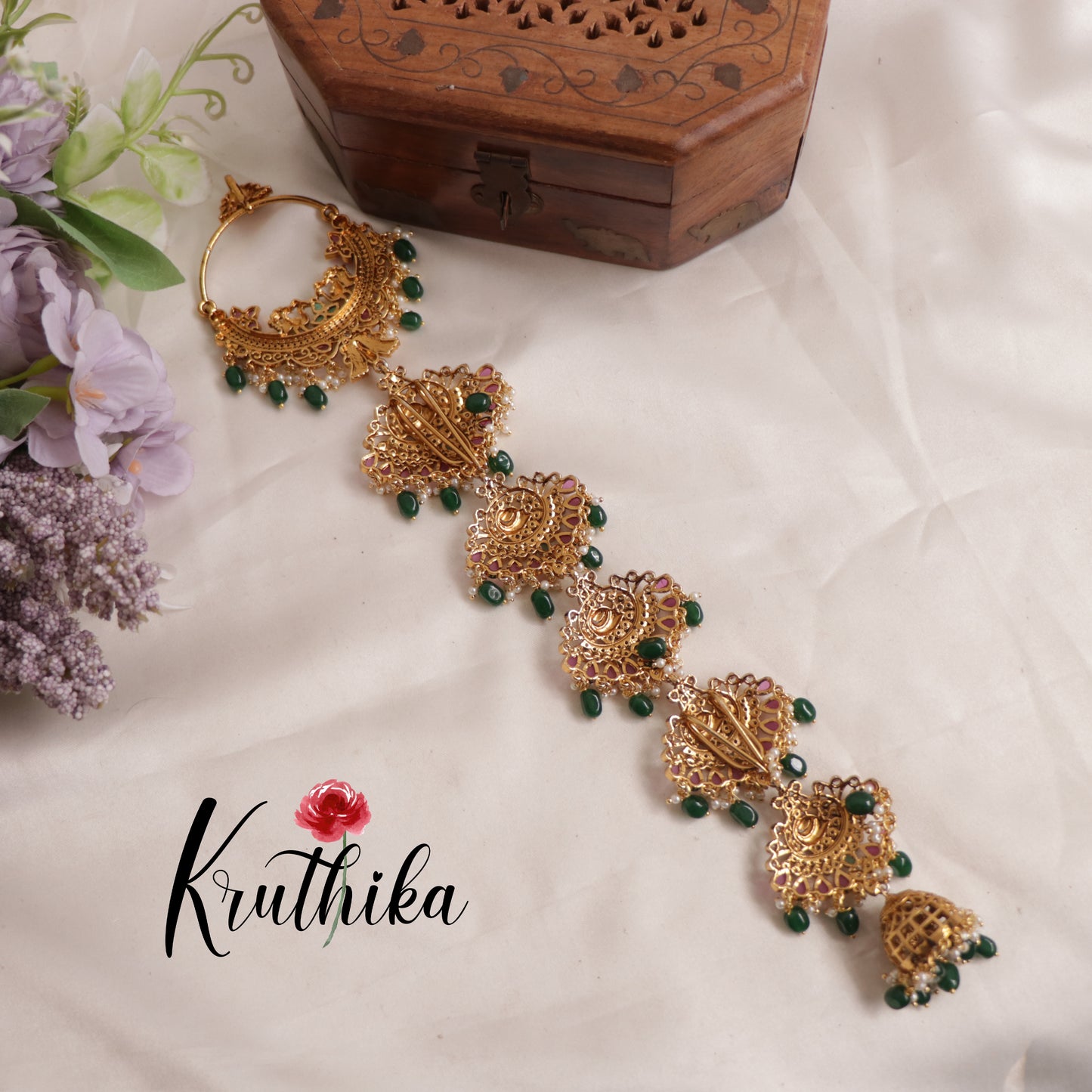 Beautiful Kemp Stone Long Jada Billa With Beads and Pearls J250