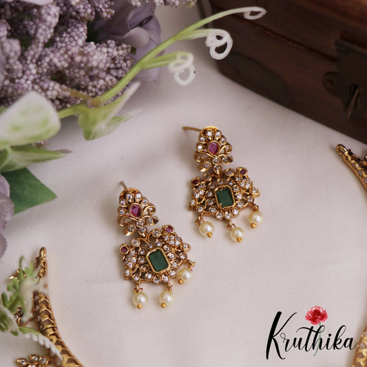 Trendy Peacock Motifs Gold-Tone Choker NC2864