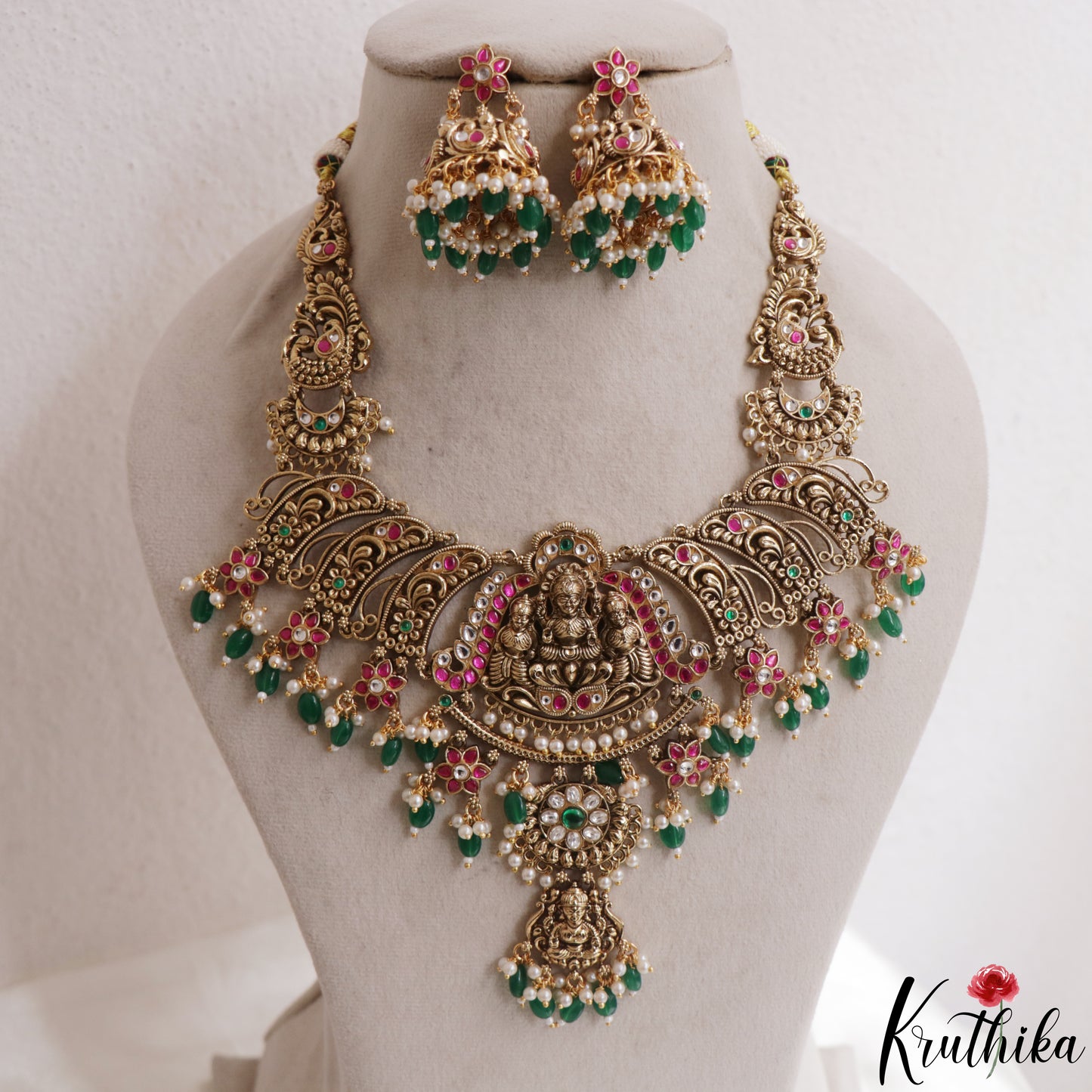 Stunning Antique Nagas Peacock Motifs Lakshmi Kasu Necklace With Green Bead Drops NC3149