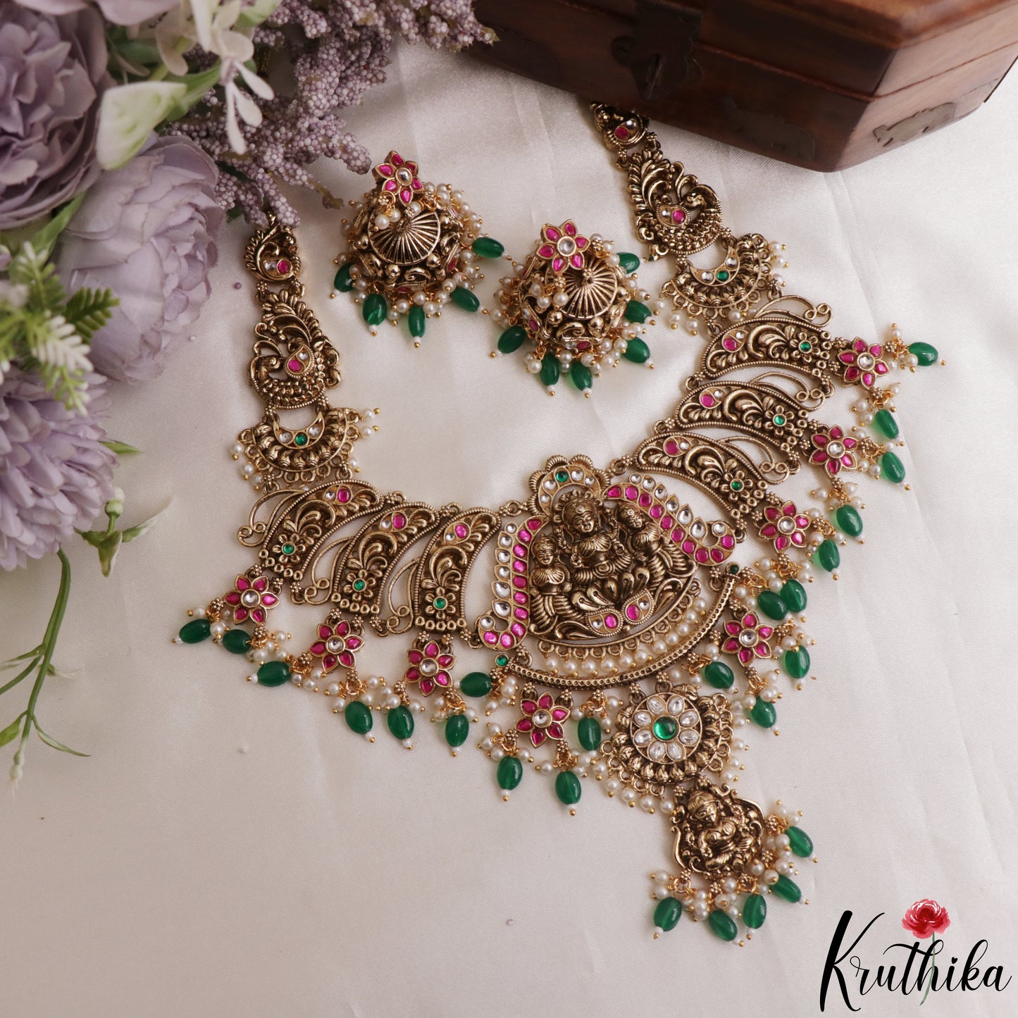 Stunning Antique Nagas Peacock Motifs Lakshmi Kasu Necklace With Green Bead Drops NC3149