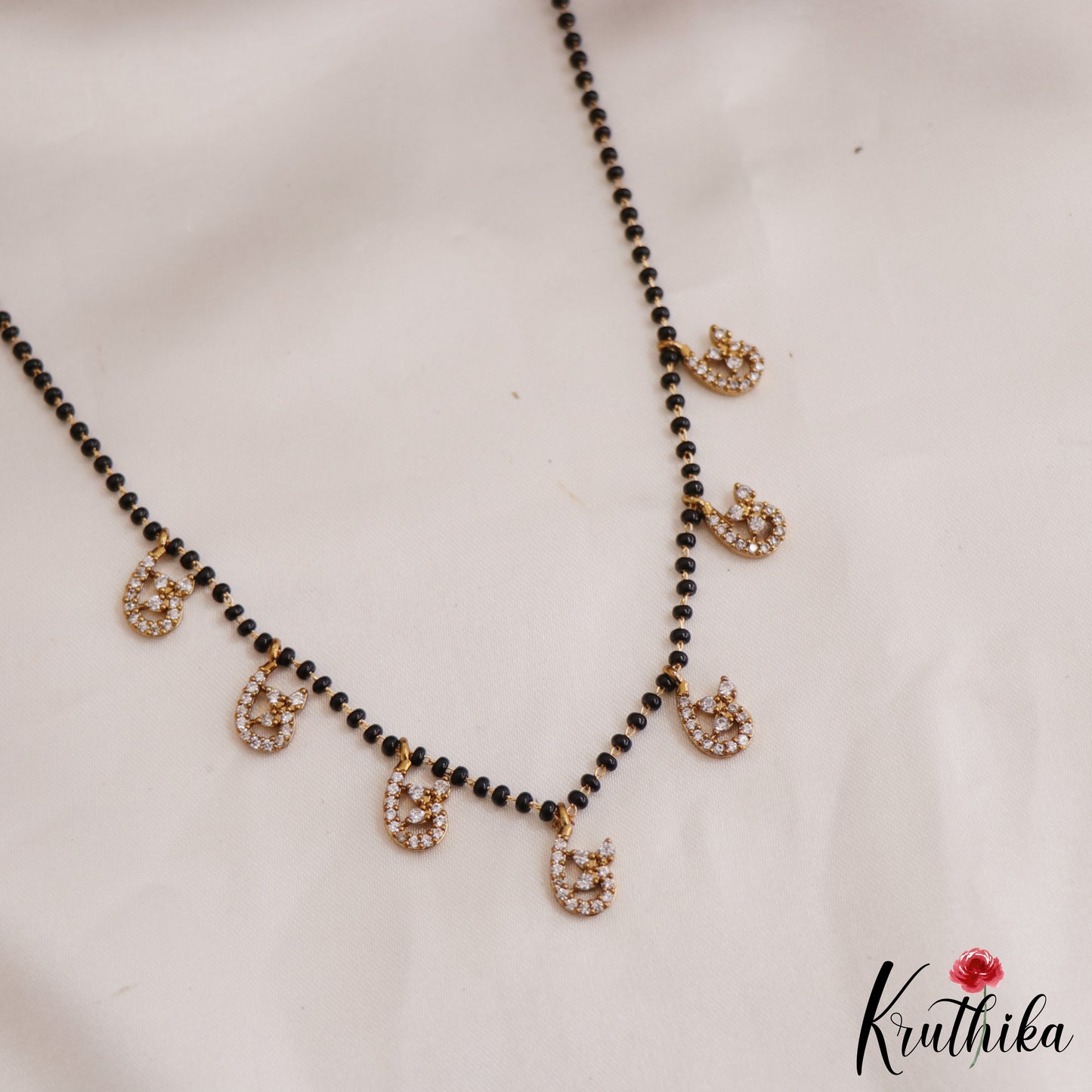 Elegant AD Leaf Motifs Mangalsutra NC2645