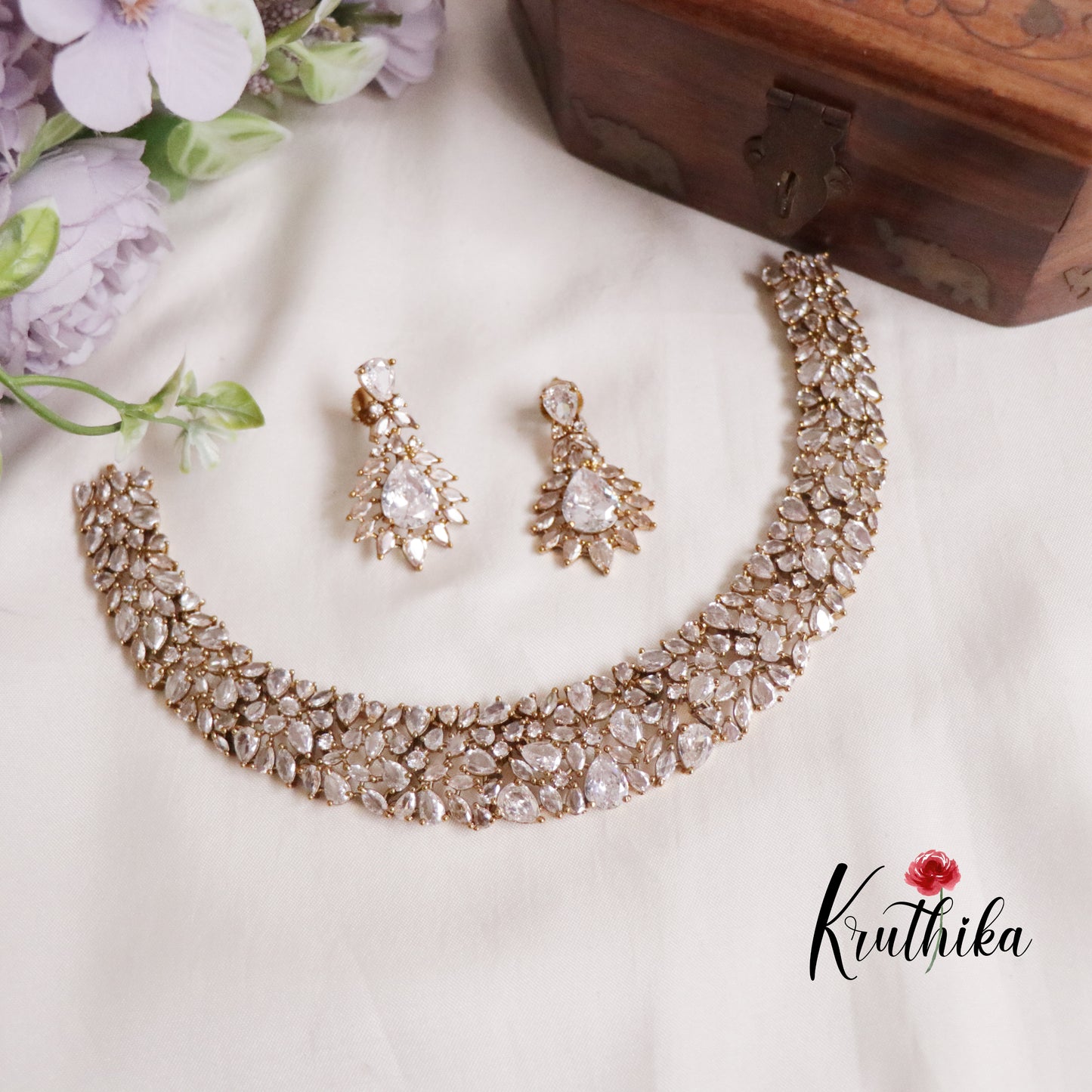 Trendy AD Victorian Moissanite Choker NC2166