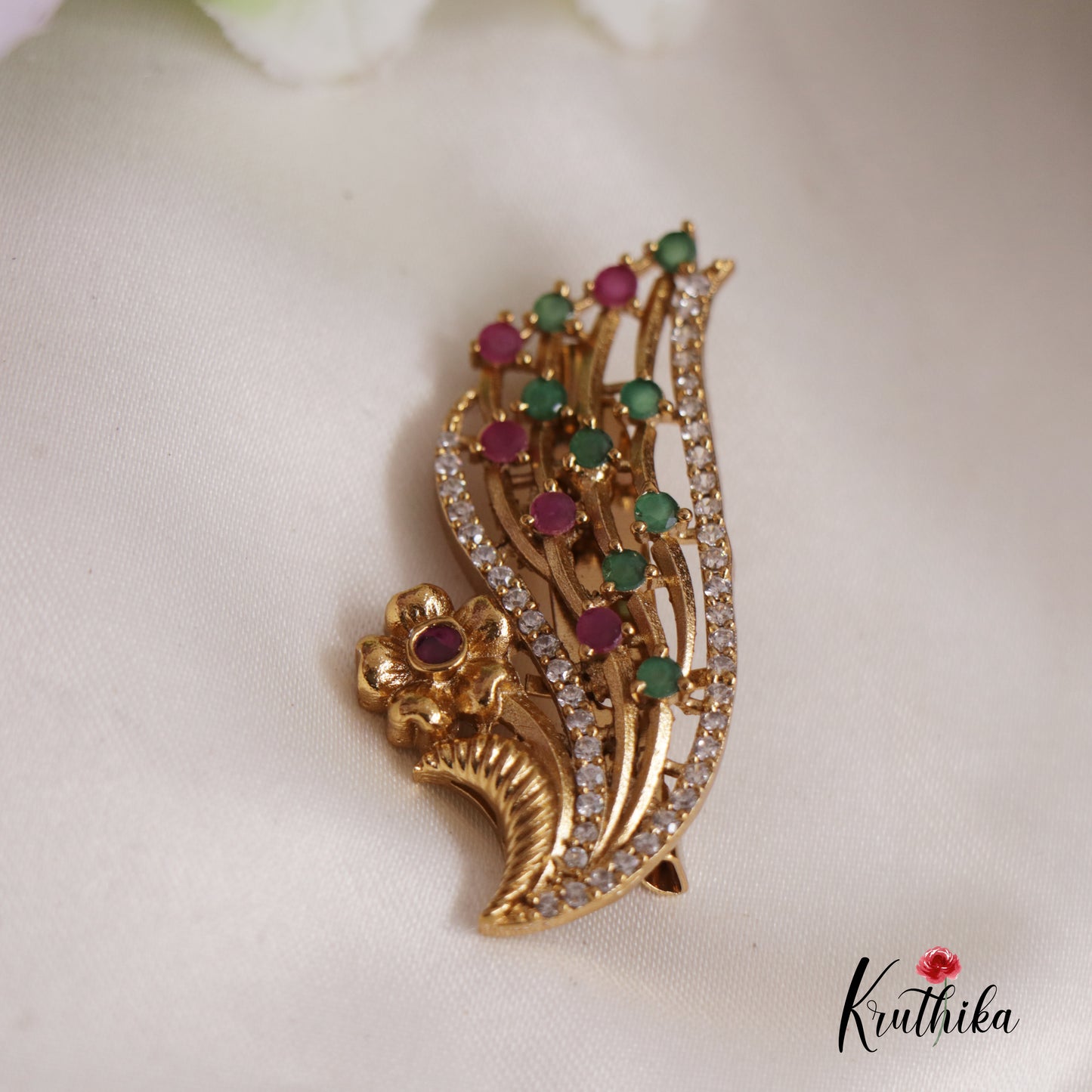 Classy Floral Trendy Saree Pin SP05