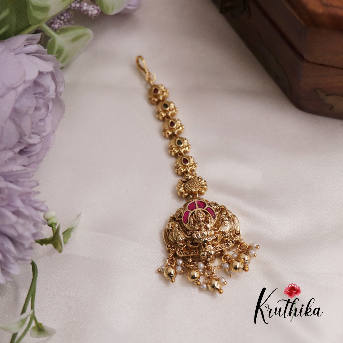 Gorgeous Jadau Antique Lakshmi Maang Tikka With Pearl Drops MT299 (Available In 2 Colours)