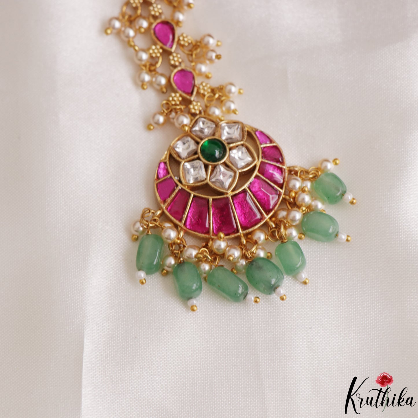 Trendy Floral Motifs Kemp Maang Tikka With Green Bead Drops MT390