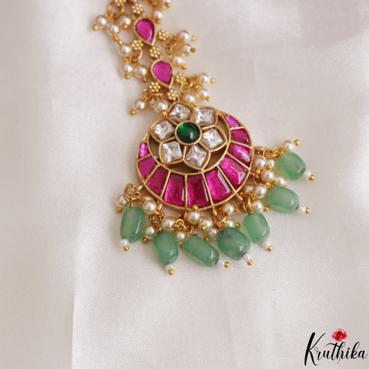 Trendy Floral Motifs Kemp Maang Tikka With Green Bead Drops MT390