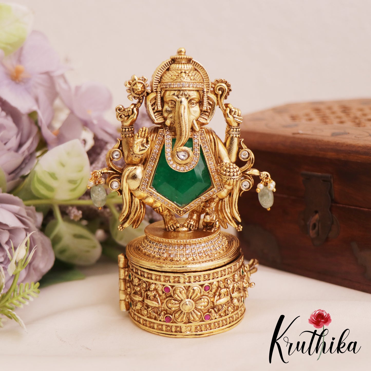 Premium Lord Ganesha Kumkum Box K30 (Available In 4 Colors)