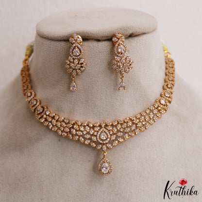 Elegant Teardrop AD Victorian Necklace NC2967 (Available In 4 Colors)