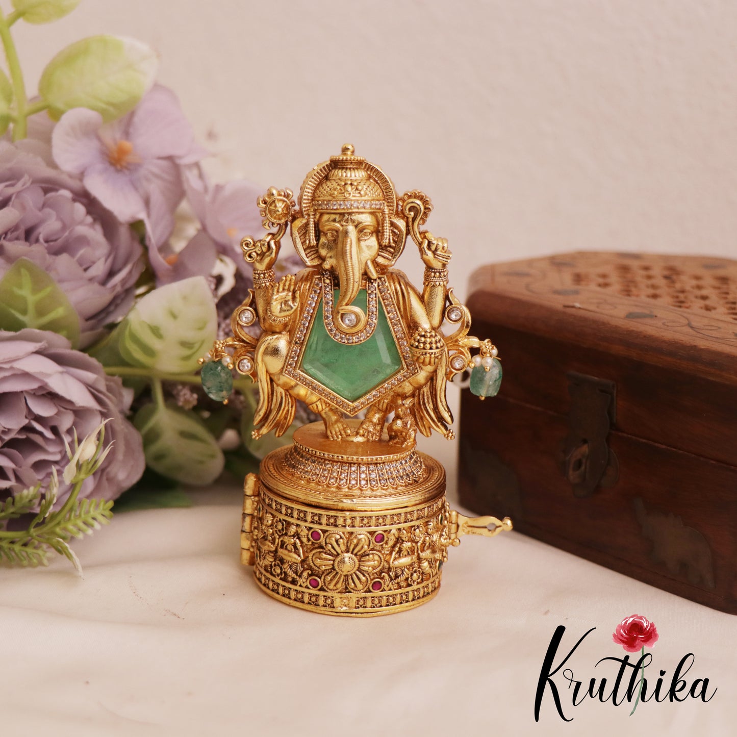 Premium Lord Ganesha Kumkum Box K30 (Available In 4 Colors)
