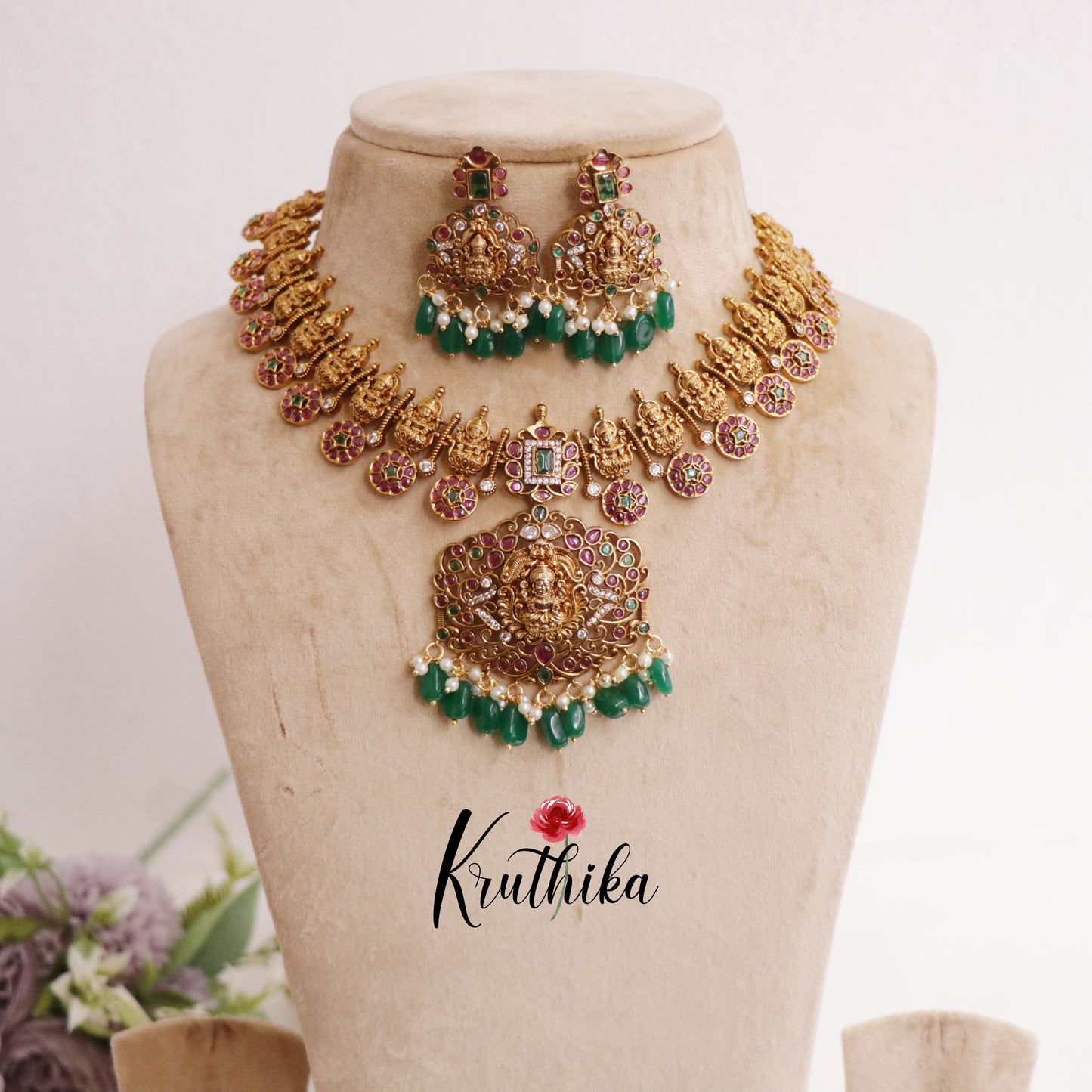 Beautiful Kemp Coin Lakshmi Necklace with Detachable Pendant Drops NC2289