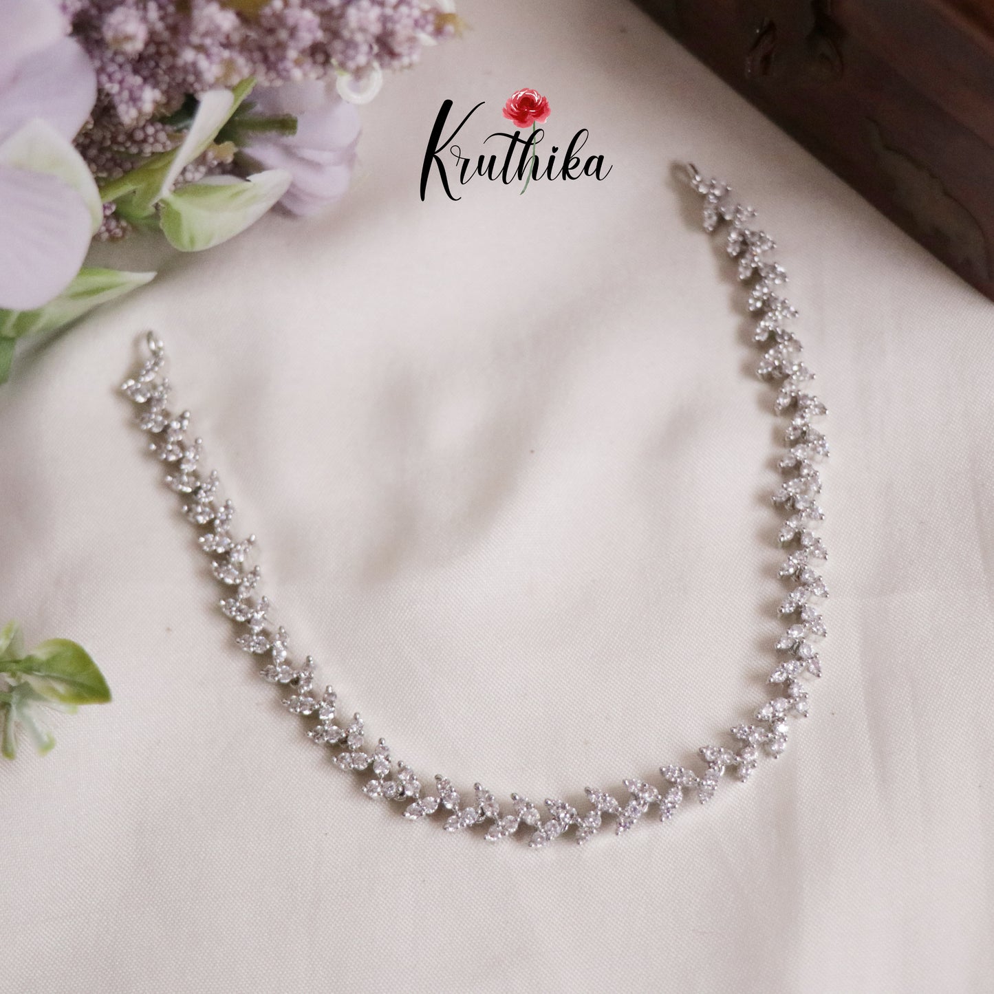 Simple CZ Sparking Leaf Design Necklace Set NC2167 (Available in 2 Colours)