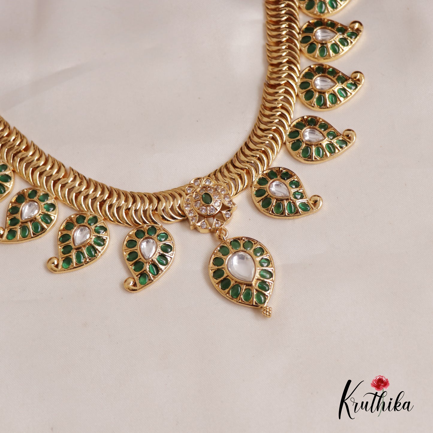 Regal Jalebi Pattern Jadau / Kemp Mango Necklace NC2584 (Available In 2 Colors)