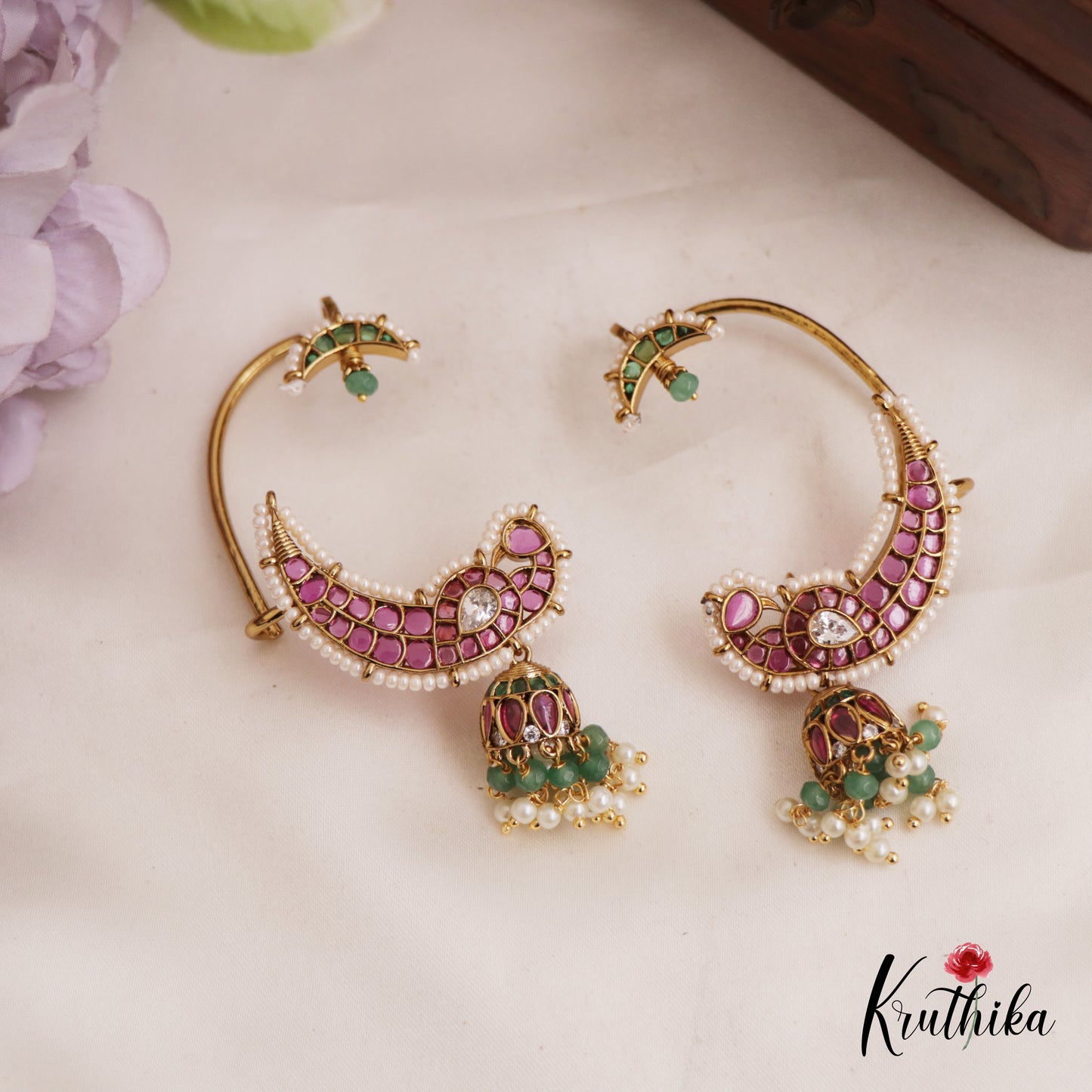 Beautiful Peacock Motifs Kemp Ear Cuff With Bead And Pearl Drops E978 (Available In 2 Colors)
