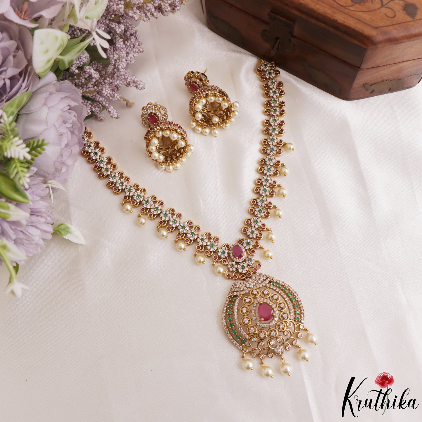 Sparkling Floral Motifs CZ Victorian Necklace With Pearl Drops NC3162