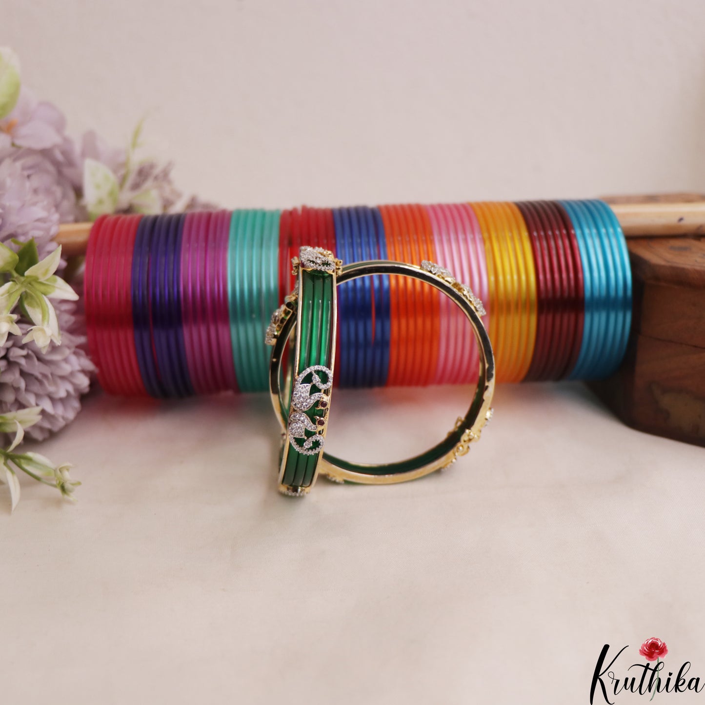 Beautiful Openable CZ Frame Bangle With 12 in 1 Interchangeable Color Bangles B536