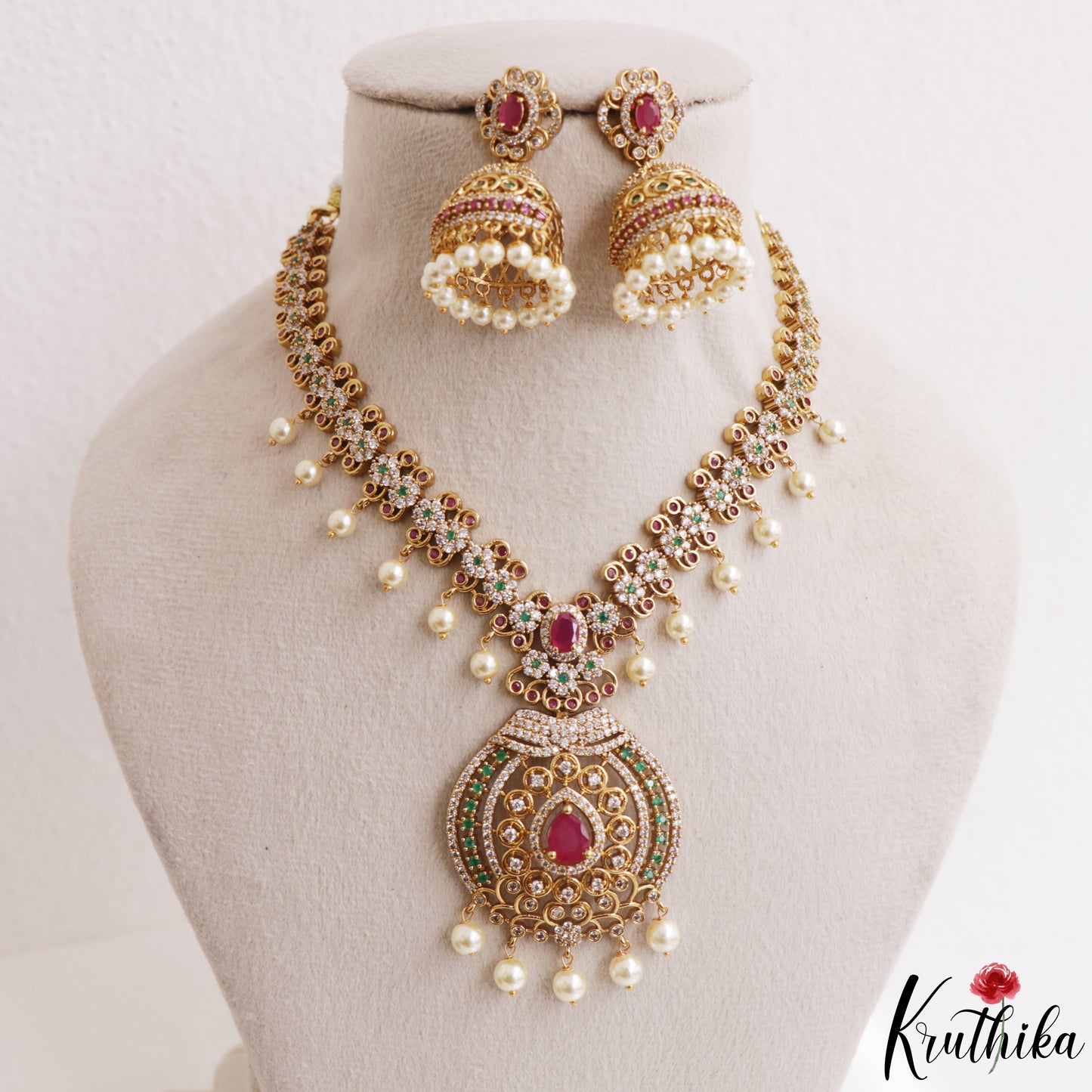 Sparkling Floral Motifs CZ Victorian Necklace With Pearl Drops NC3162