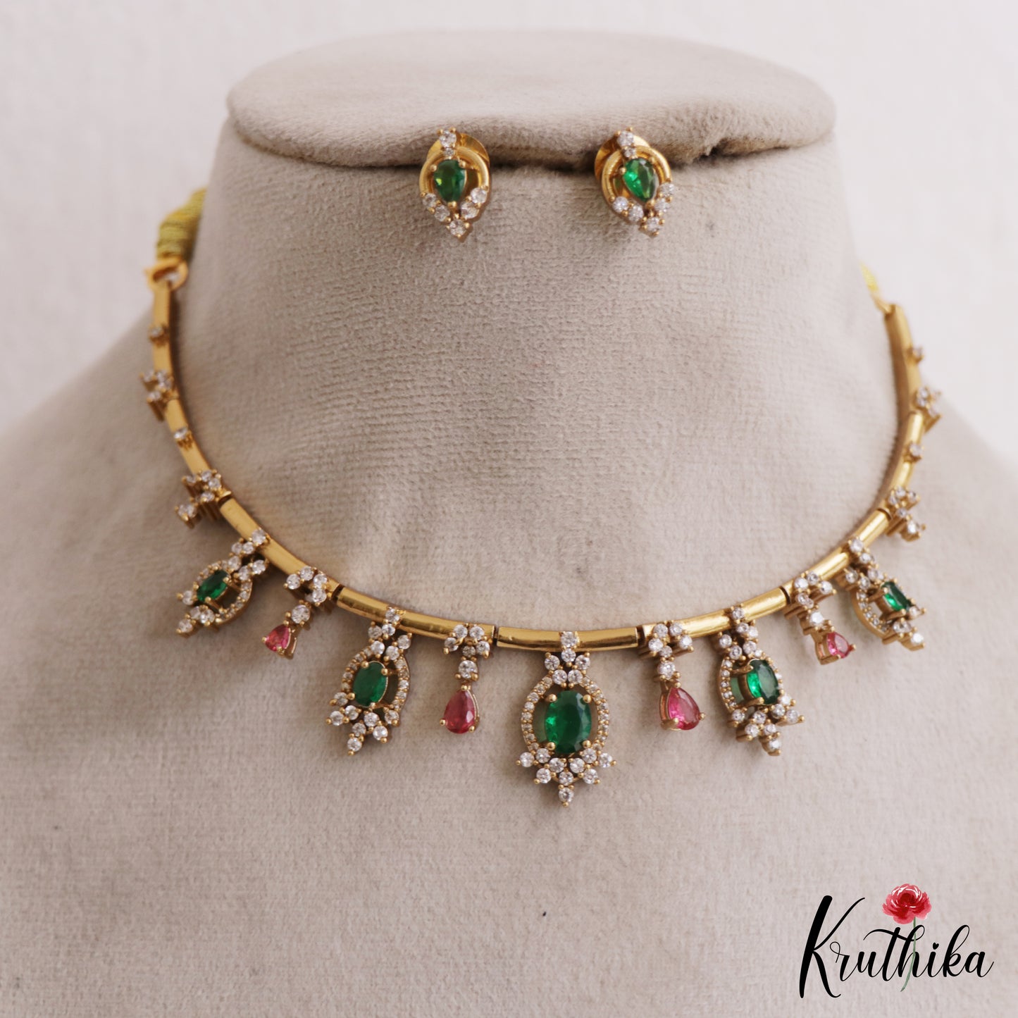 Trendy AD Leaf Motifs Choker NC2770 (Available In 3 Colors)