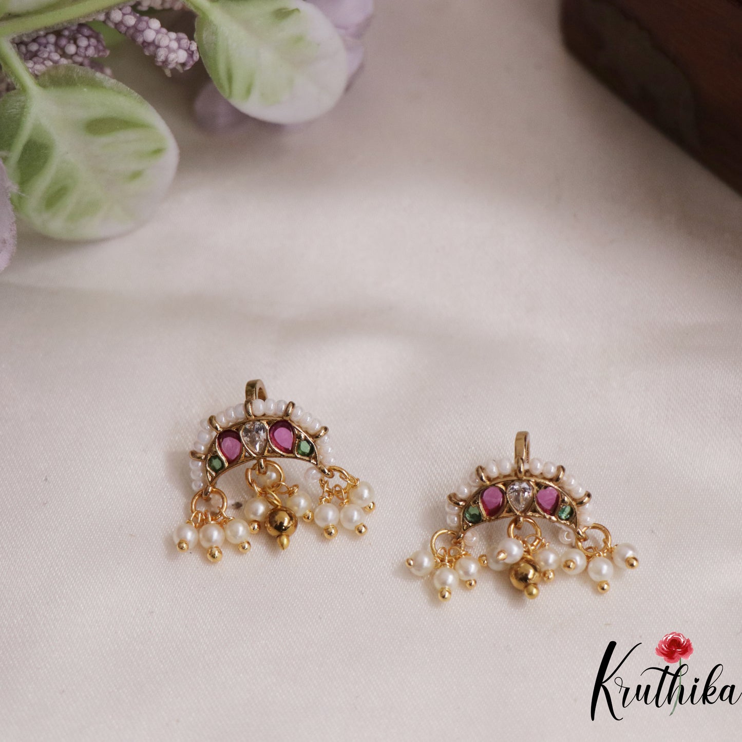 Trendy Teardrop Earcuffs | Upper Earrings | Bugadi Earrings E814