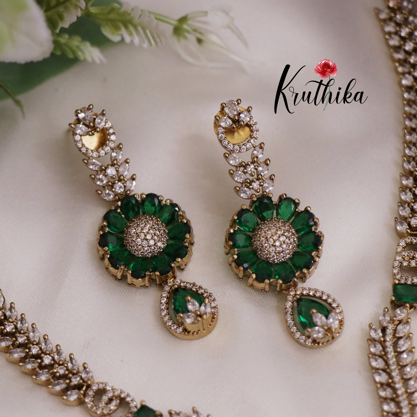 Beautiful AD Victorian Necklace with Floral Pendant Drop NC2333 (Available in 5 Colours)