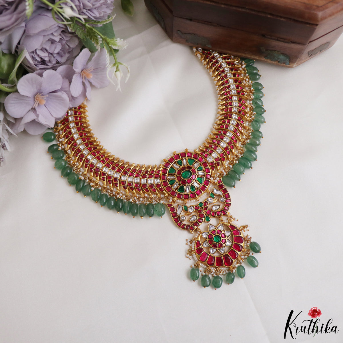 Grand Ruby Green Jadau Necklace with Beaded Drops NC3308