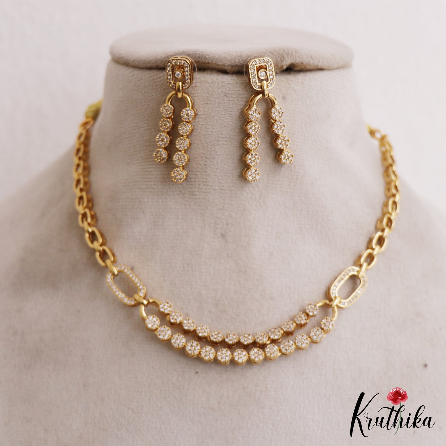 Trendy Floral Motifs Diamond-Finish Gold-Tone AD Necklace NC2775