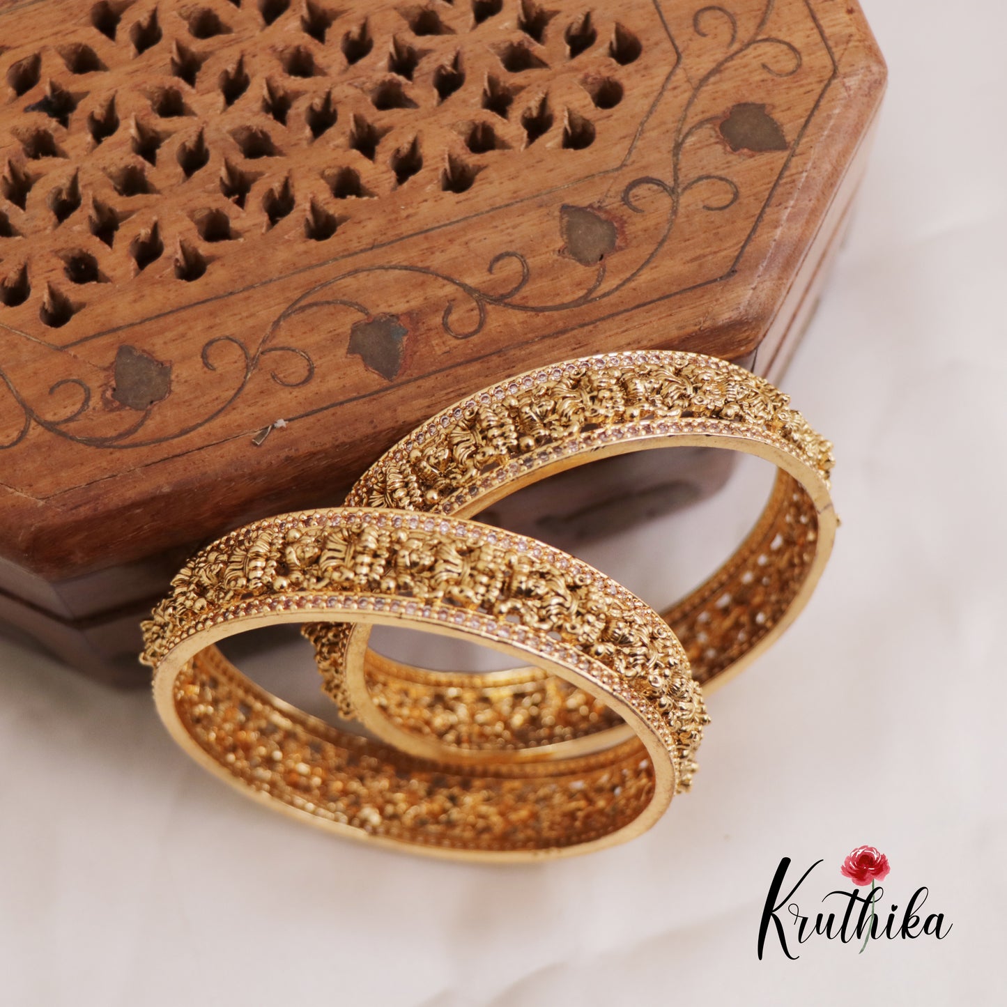 Premium Antique Nagas Lakshmi Motifs Bangles B454 (Set of 2 Bangles)