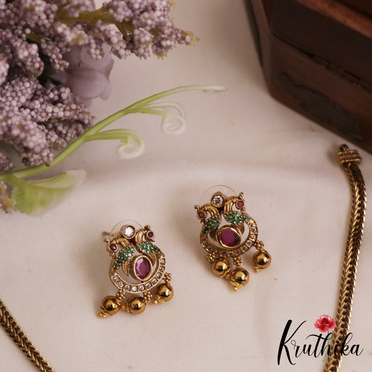 Pretty Peacock Floral Motifs Kemp Pendant Chain Set NC2816