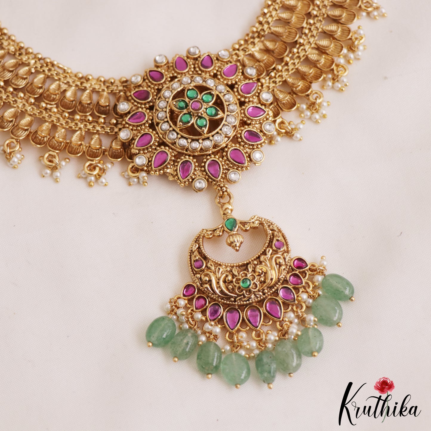 Stunning Antique Leaf Floral Motifs Necklace With Green Bead Drops NC2983