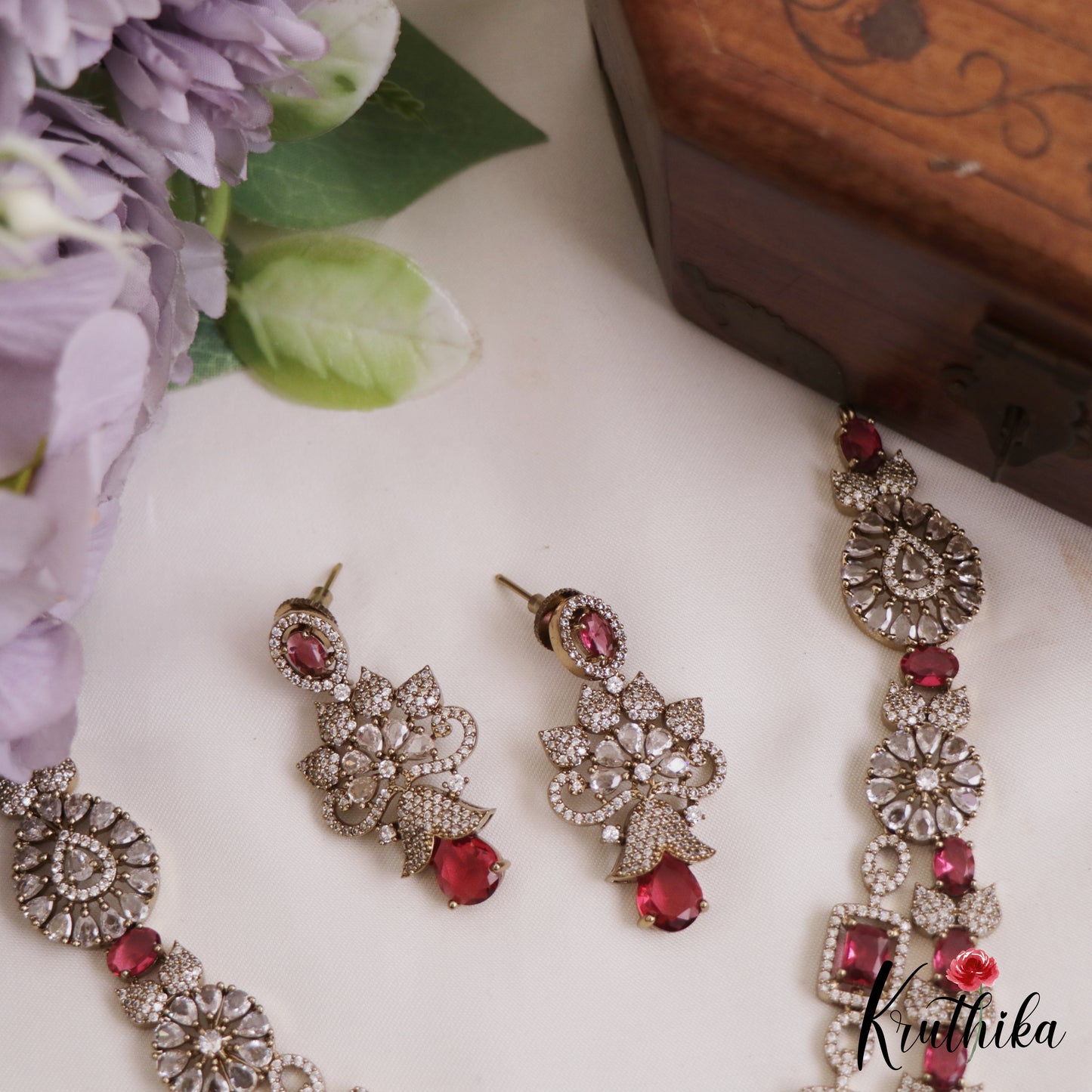Pretty Sparkling AD Victorian Necklace NC2773 (Available In 2 Colors)