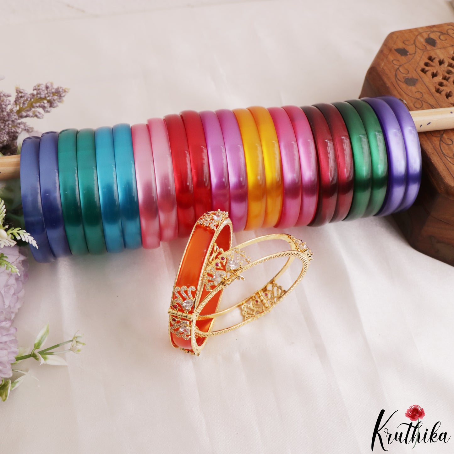 Trendy Openable CZ Frame Bangle With 12 in 1 Interchangeable Color Bangles B568