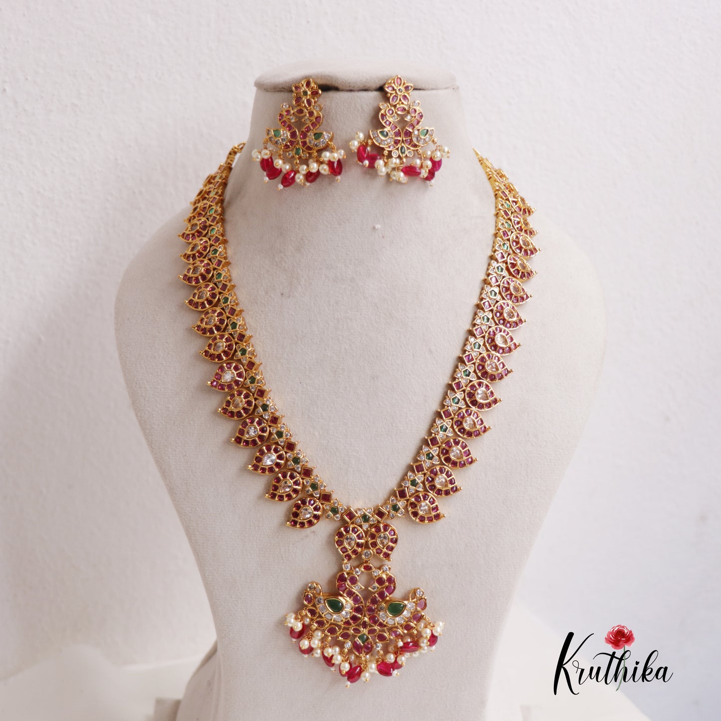 Stunning Traditional Kemp Mango Peacock Haaram With Beads LH2005