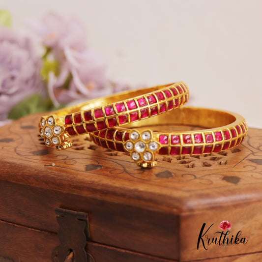 Premium Floral Motifs Openable Jadau Kada B455  (Set of 2)|(Available In 3 Colors)