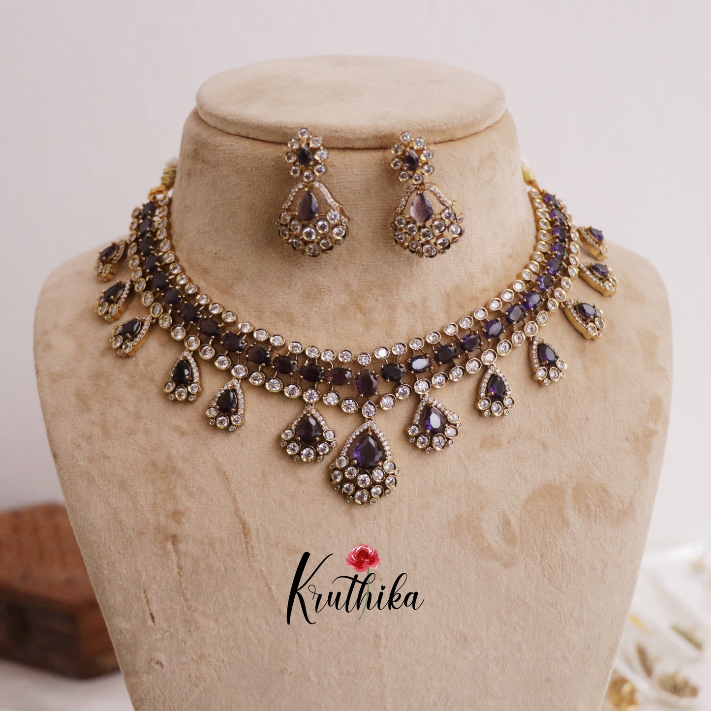 Gorgeous AD Victorian Necklace with Teardrop Pendant Drop NC2279 (Available in 4 Colors)