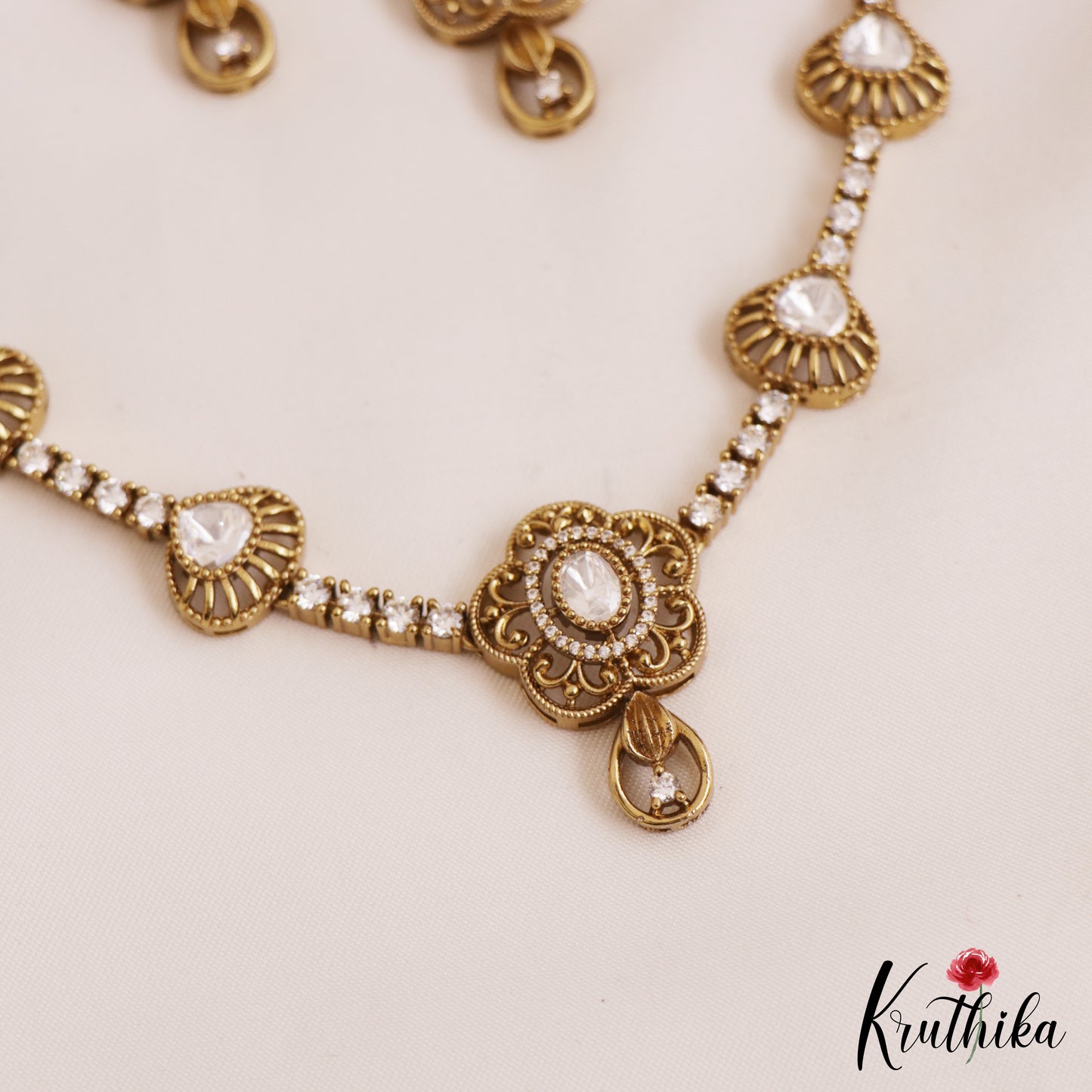 Classic Floral Motifs Gold-Tone AD Necklace NC2781