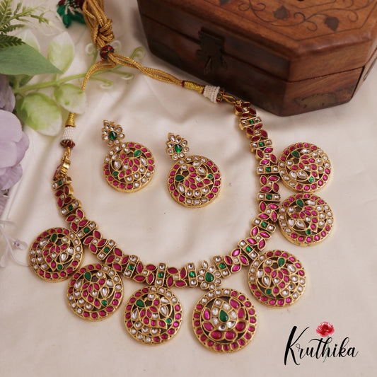 Elegant Bottu Peacock Floral Motifs Jadau Necklace NC2657