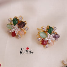 Beautiful CZ Mutli Stone Flower Desing Necklace Set NC2007