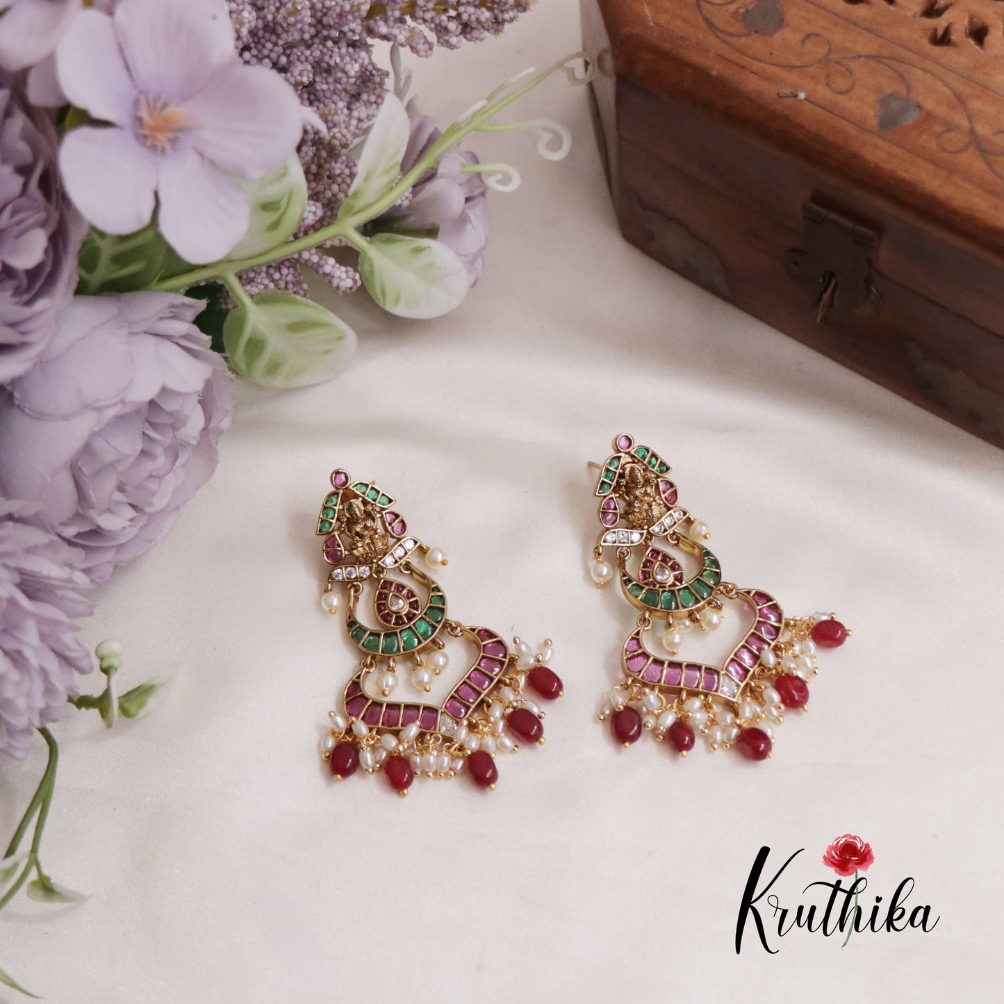 Beautiful Kemp Lakshmi Teardrop With Bead And Pearl Drops Earrings E803