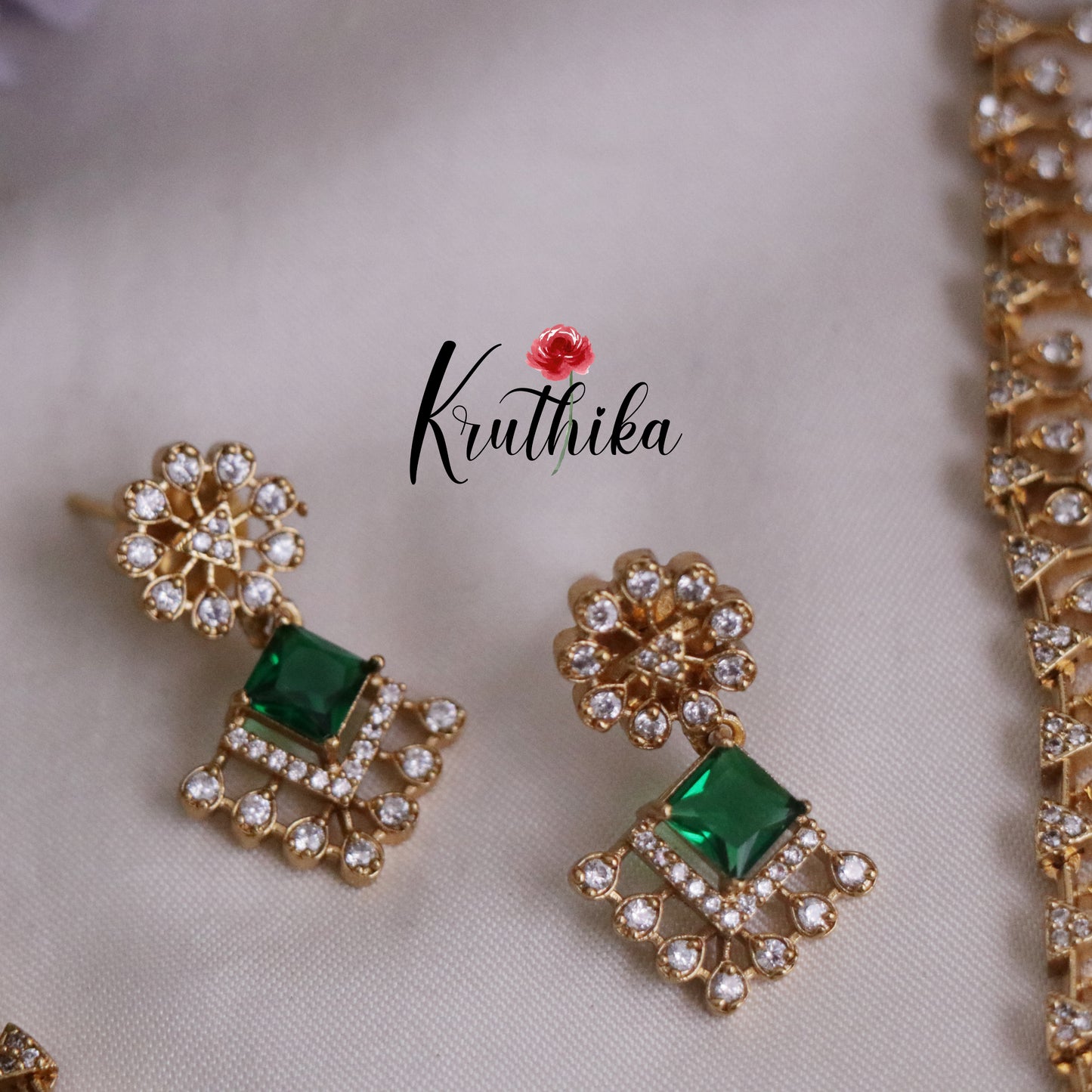 Trendy CZ Sparking Victorian Necklace Sets NC2171 (Available in 3 Colours)