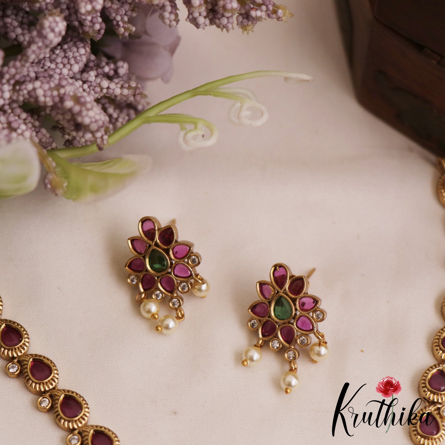 Pretty Mango Motifs Kemp Necklace With Pearl Drops NC2830