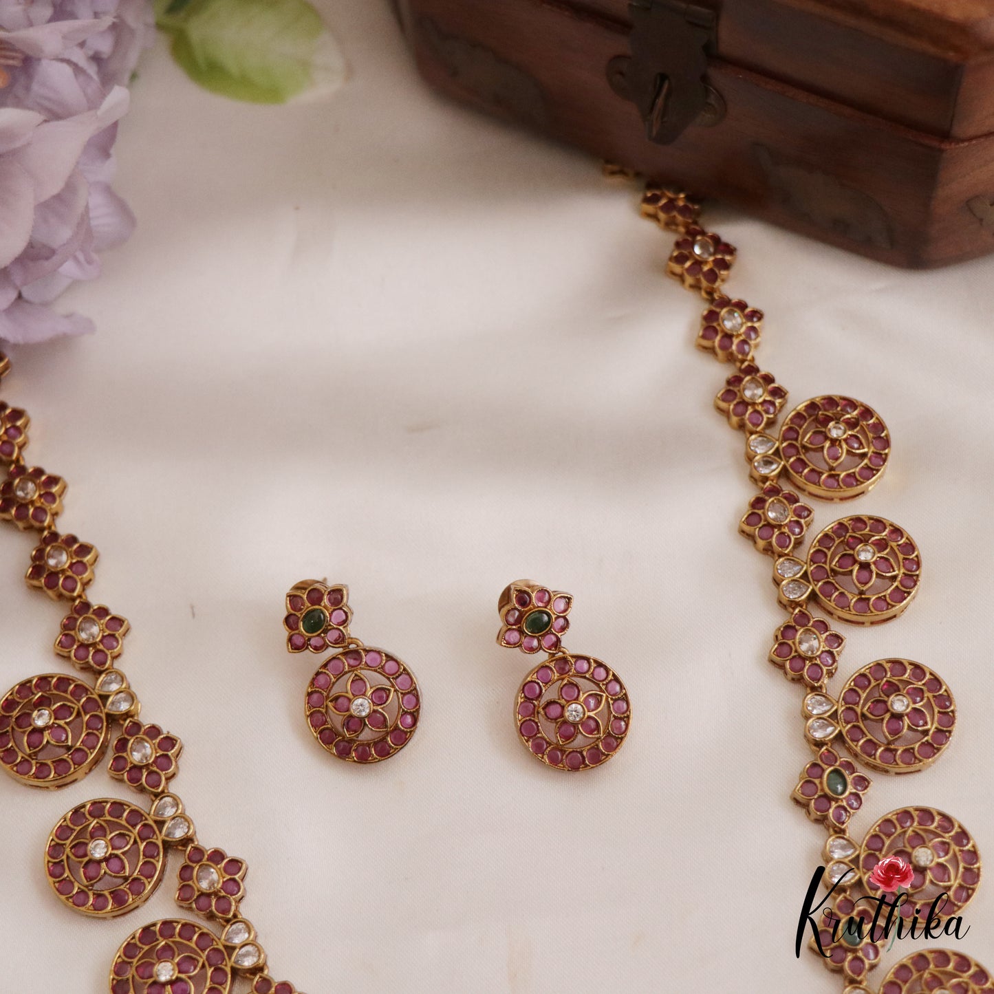 Premium Kemp Bottu Floral Motifs Haaram LH2037