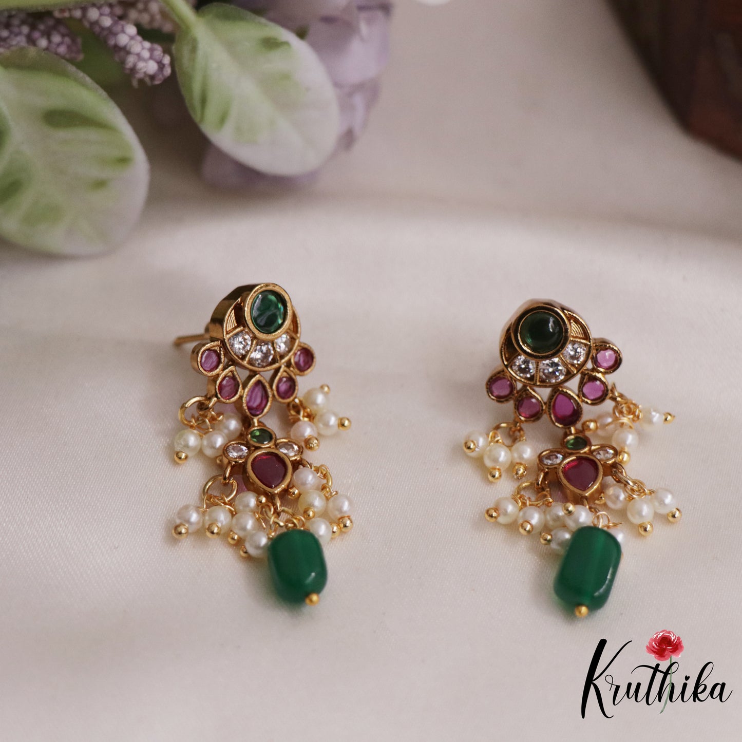 Beautiful Kemp Teardrop With Pearl Drops Earrings E799