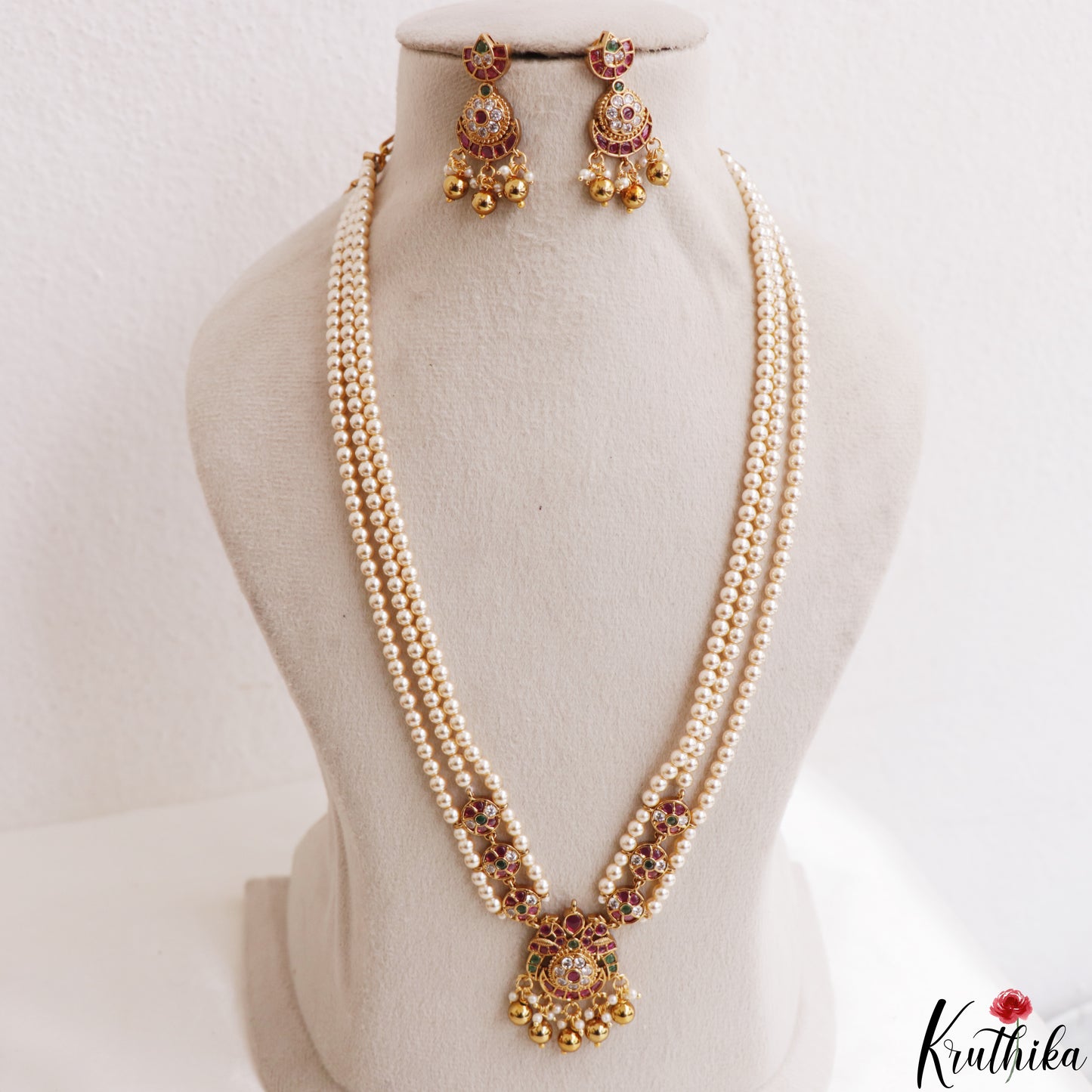 Classic Multi Strand Pearl Chain With Kemp Peacock Pendant LH2194 (Available In 2 Colors)