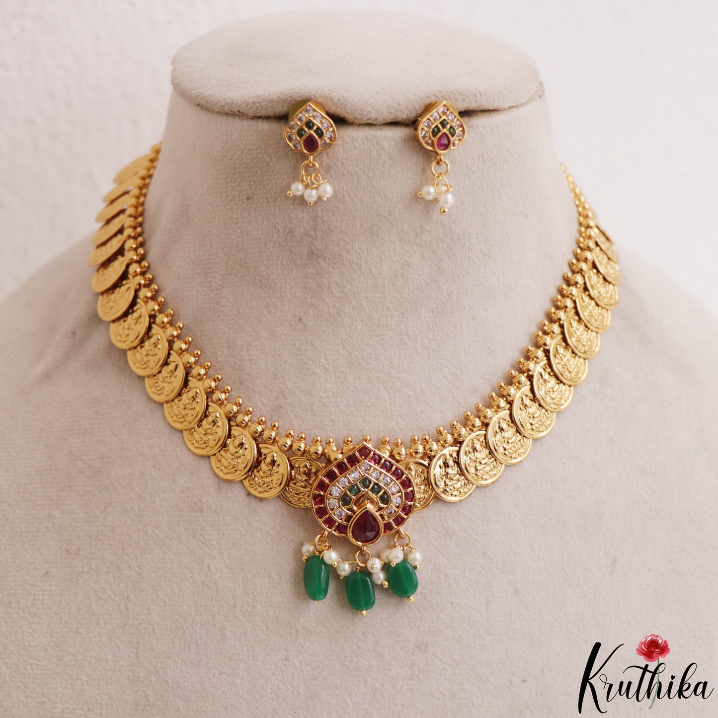Classic Teardrop Motifs Lakshmi Kasu Necklace With Green Bead Drops NC3122