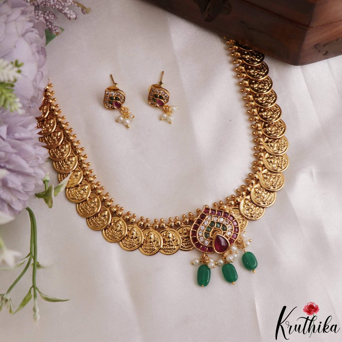 Classic Teardrop Motifs Lakshmi Kasu Necklace With Green Bead Drops NC3122
