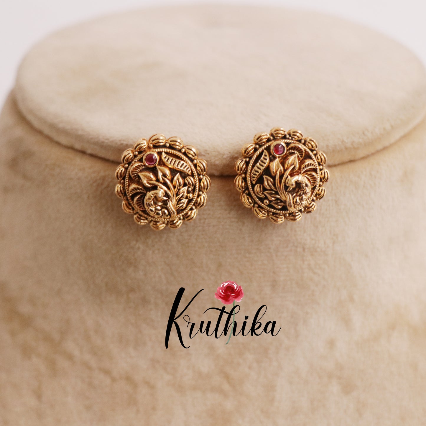 Simple Peacock Earstuds E687